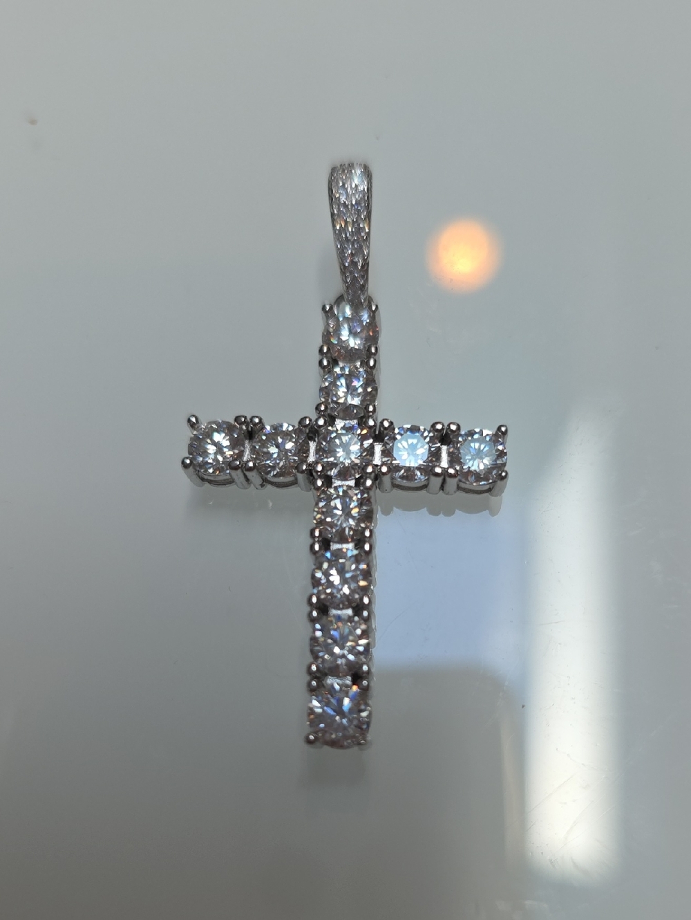925 Moissanite Diamond Cross Pendant in White Gold - Sparkling Clear Stones